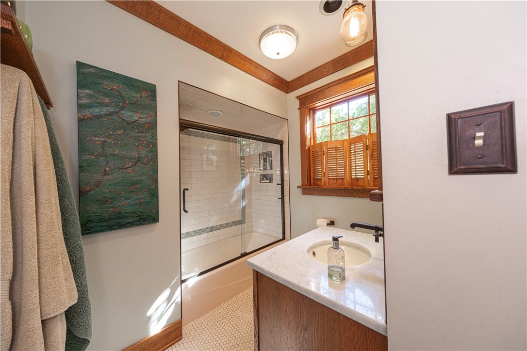 Big Beaver, Pennsylvania 16157, United States, 2 Bedrooms Bedrooms, ,2 BathroomsBathrooms,Residential,Active,228147