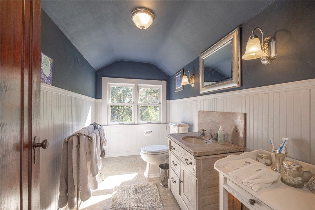 Big Beaver, Pennsylvania 16157, United States, 2 Bedrooms Bedrooms, ,2 BathroomsBathrooms,Residential,Active,228147