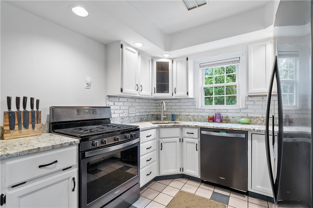 209 Owendale Ave, Brentwood, Pennsylvania image 6