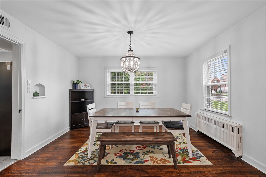 209 Owendale Ave, Brentwood, Pennsylvania image 2
