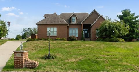 Photo of 66 Hobbitt Ln, Finleyville, PA 15332 (MLS # 1723600)