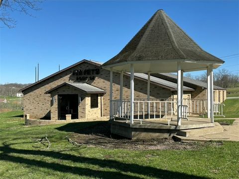 Photo of 81 United Rd/County Rd, Mt Pleasant Twp, PA 15666 (MLS # 1745812)