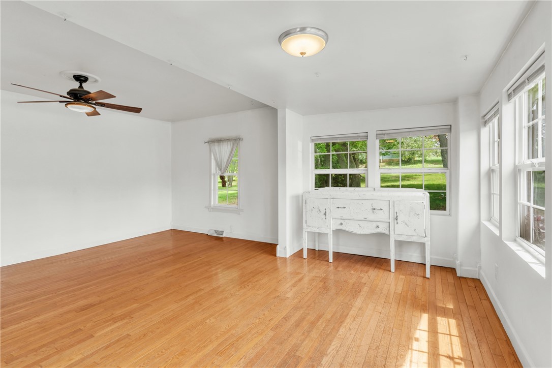 Shenango Twp - Law, Pennsylvania 16101, United States, 3 Bedrooms Bedrooms, ,2 BathroomsBathrooms,Residential,Pending,121788