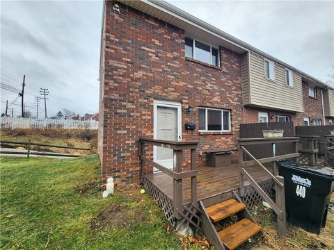 Photo of 440 Brierly Ln, West Mifflin, PA 15122 (MLS # 1742912)