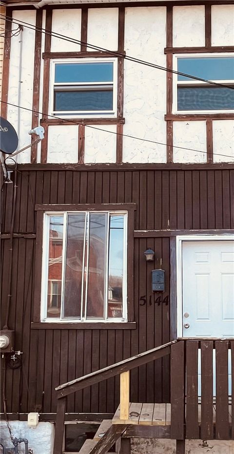 Condo For Sale - 5144 Natrona Way Way<br/> Lawrenceville, PA 15201