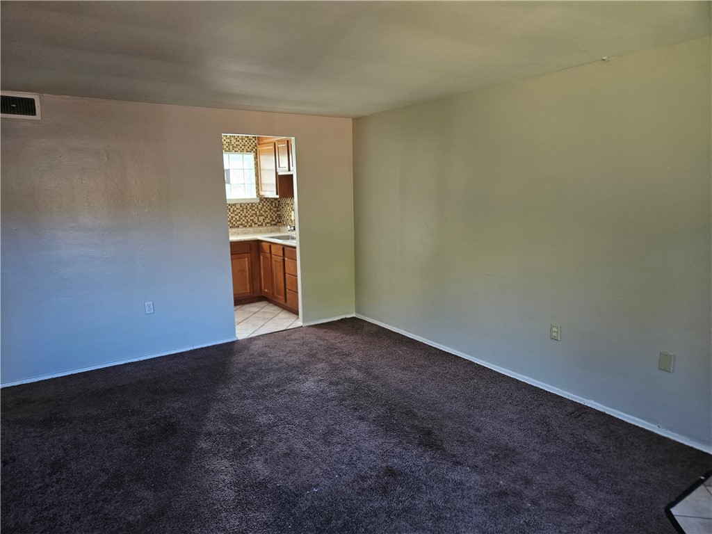 Swissvale, Pennsylvania 15218, United States, 2 Bedrooms Bedrooms, ,1 BathroomBathrooms,Residential,Active,37331