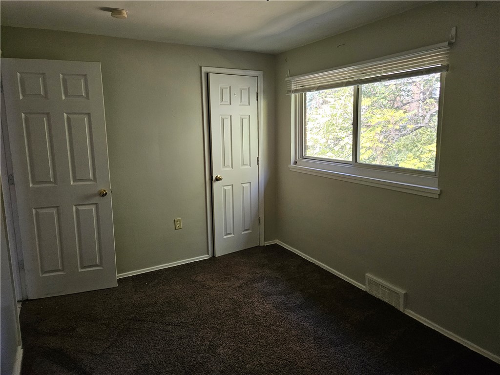Swissvale, Pennsylvania 15218, United States, 2 Bedrooms Bedrooms, ,1 BathroomBathrooms,Residential,Active,37331