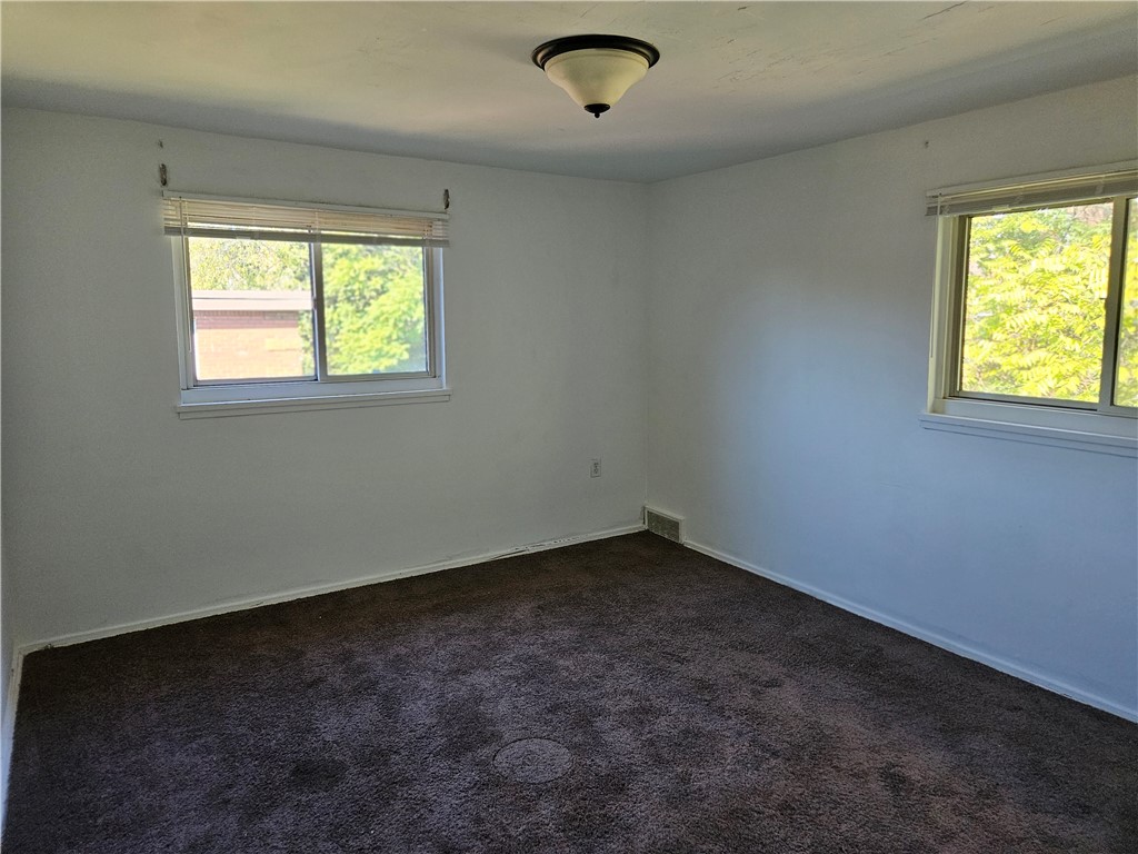 Swissvale, Pennsylvania 15218, United States, 2 Bedrooms Bedrooms, ,1 BathroomBathrooms,Residential,Active,37331