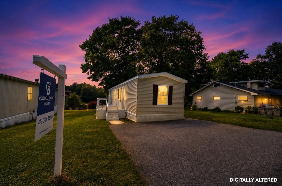 208 Cedar Ln