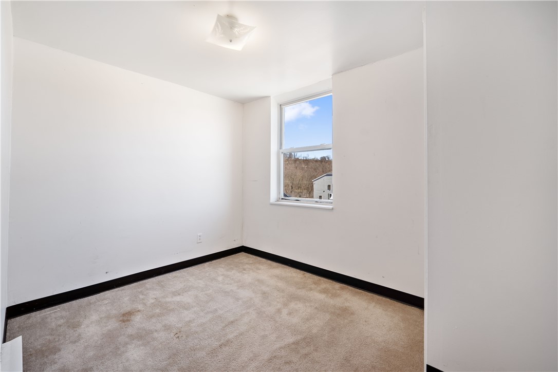 California, Pennsylvania 15419, United States, ,Residential,Contingent,62336