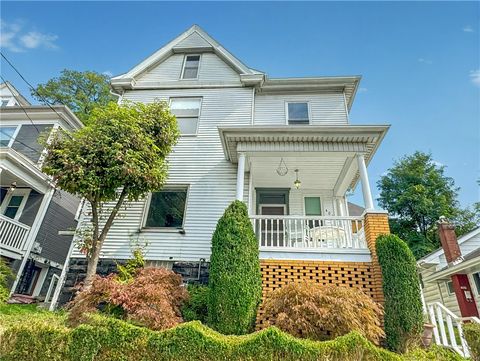 Photo of 401 Harrison Ave, Greensburg, PA 15601 (MLS # 1724077)
