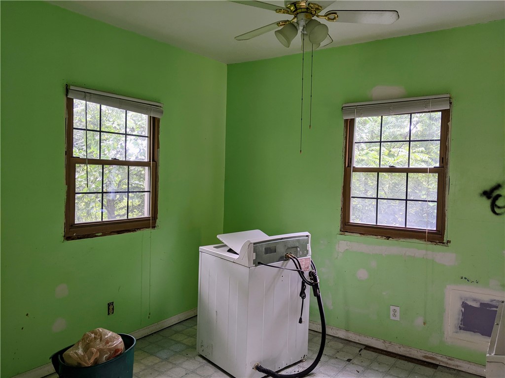242 Seneca St St, Turtle Creek, Pennsylvania image 6