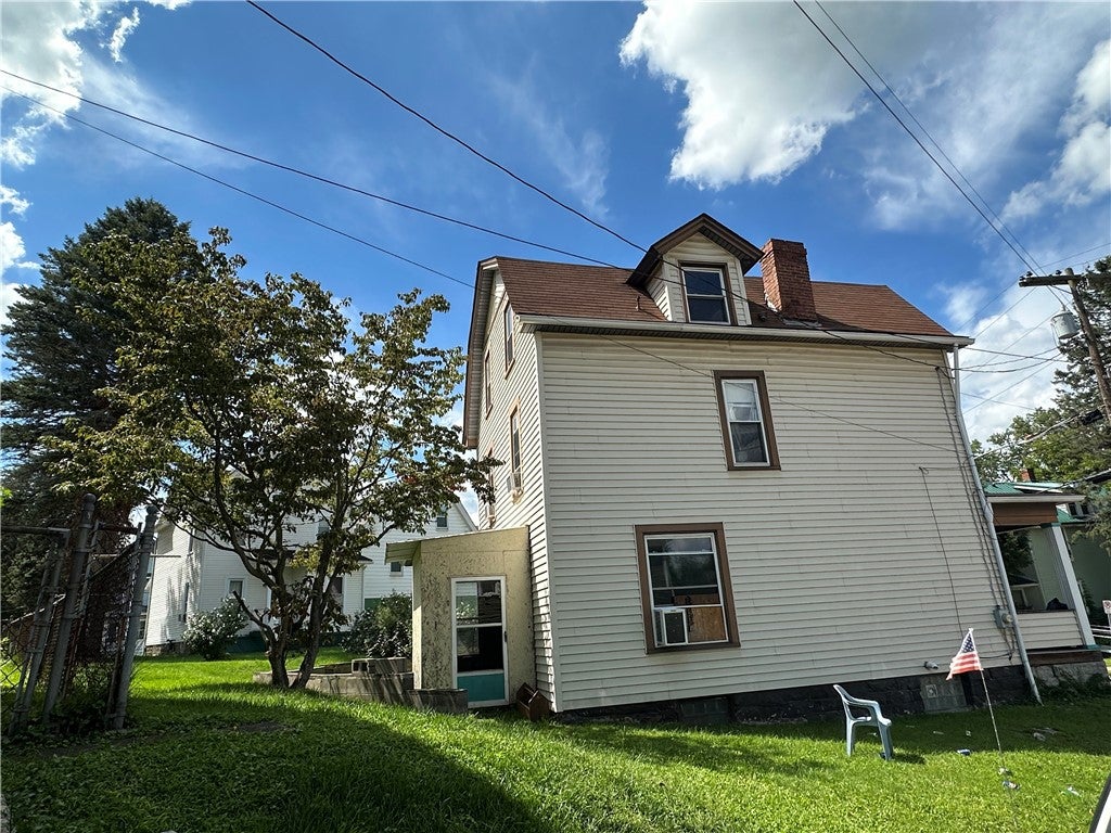 721 W Penn St