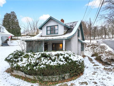 Photo of 19 Hill St, Monongahela, PA 15063 (MLS # 1738228)