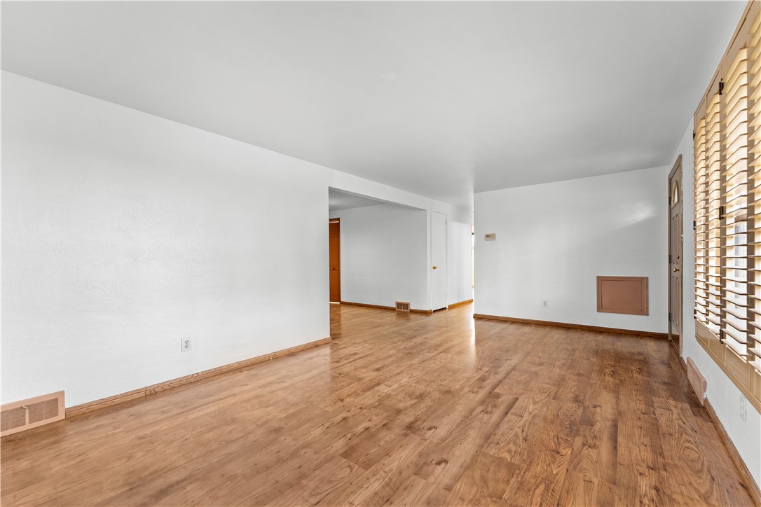 458 Blossom Dr