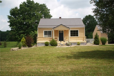 Photo of 3950 Ivanhoe Rd, South Pymatuning Twp, PA 16052 (MLS # 1764027)