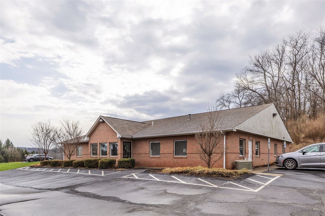 339 Lindsay Rd