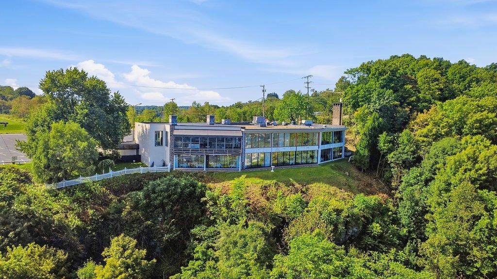 324 Coxcomb Hill Road