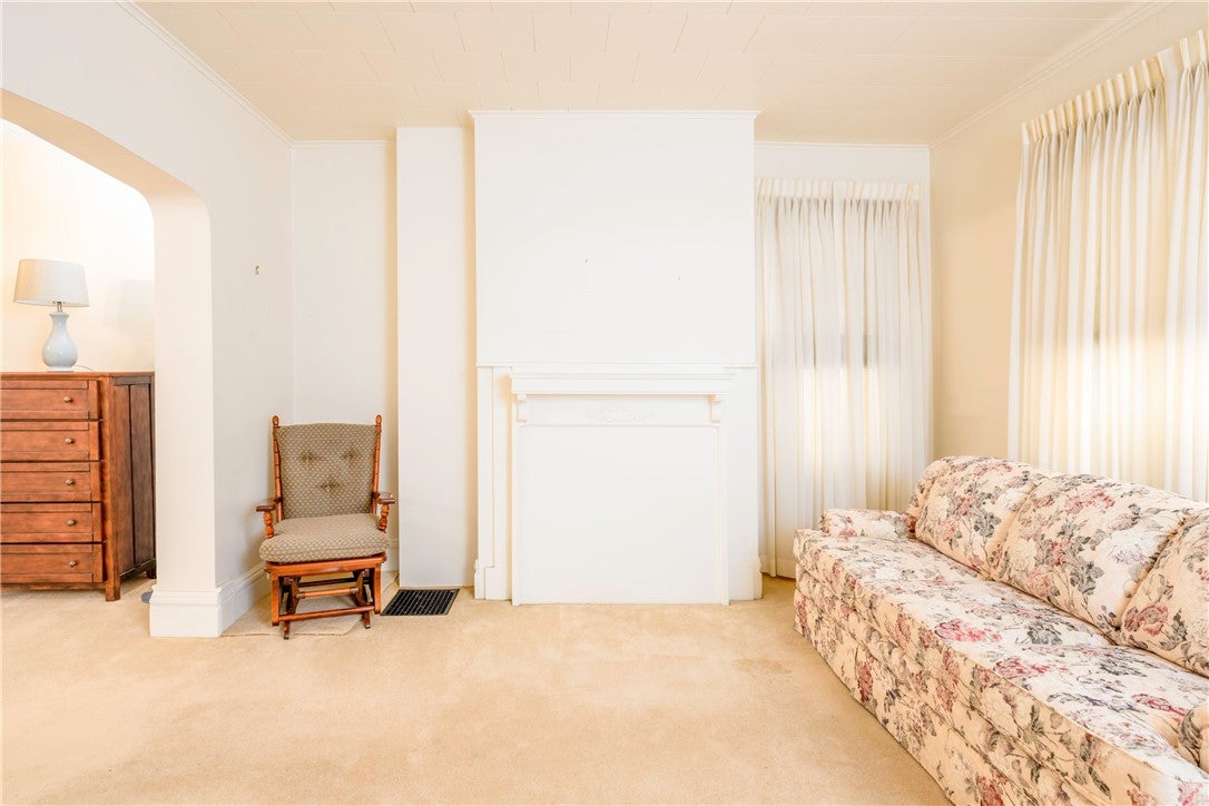 231 Amy Ave