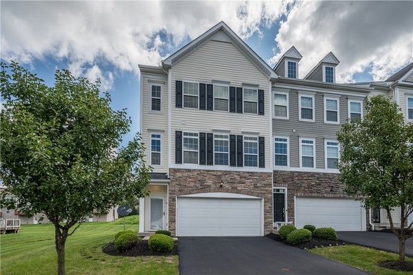 10 ROOSEVELT DR, MC KEES ROCKS, PA 15136 - Image 23f159836e1aeed2a4e52a91e4d3a728/638414239