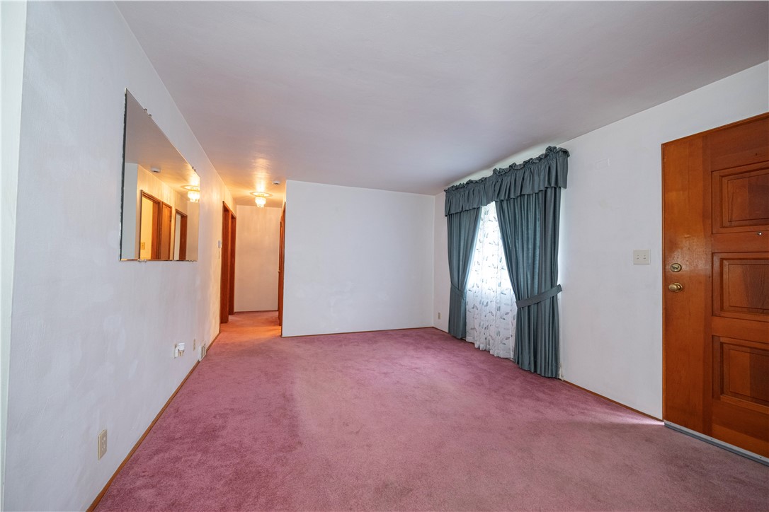 169 Keefer Dr