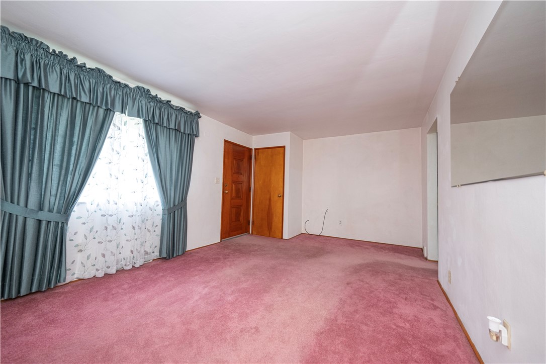 169 Keefer Dr