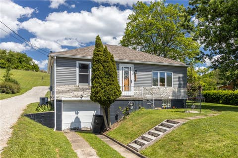 Photo for 650 Mcclane Farm Rd