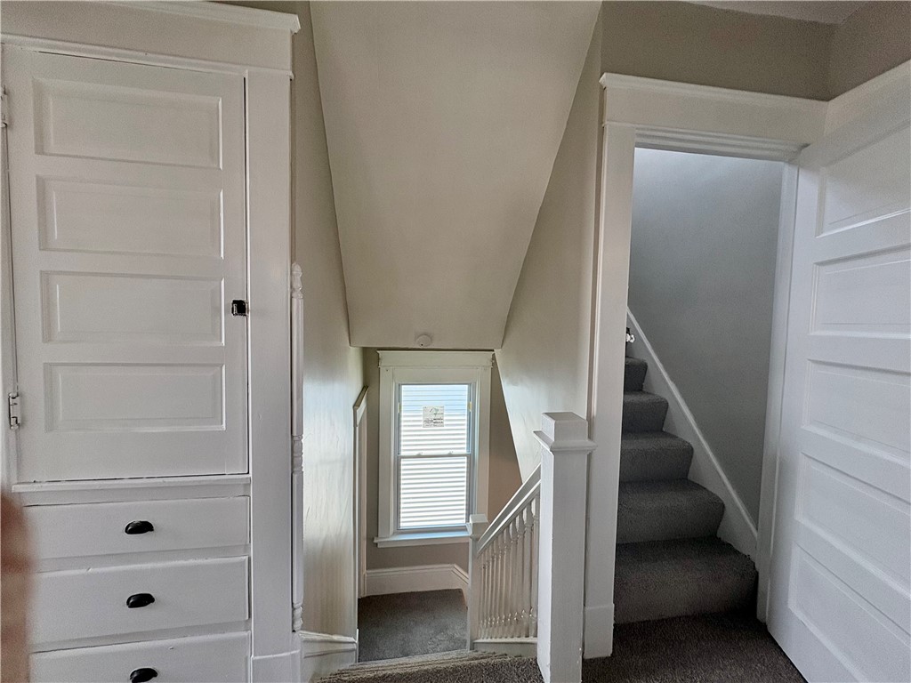 Rochester, Pennsylvania 15074, United States, 4 Bedrooms Bedrooms, ,1 BathroomBathrooms,Residential,Active,149709