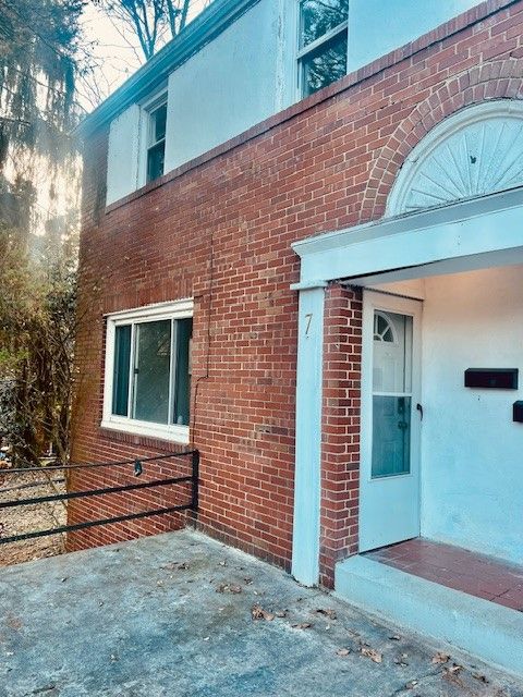 Photo of 7 Craig Ct, Pittsburgh, PA 15228 (MLS # 1738843)