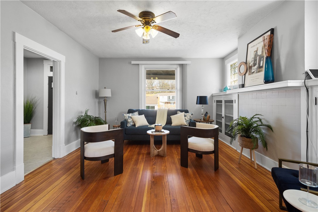 4624 Greensprings Ave