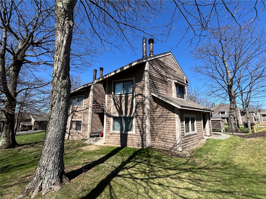 1232 Gristmill Lane, Hidden Valley, Pennsylvania image 4