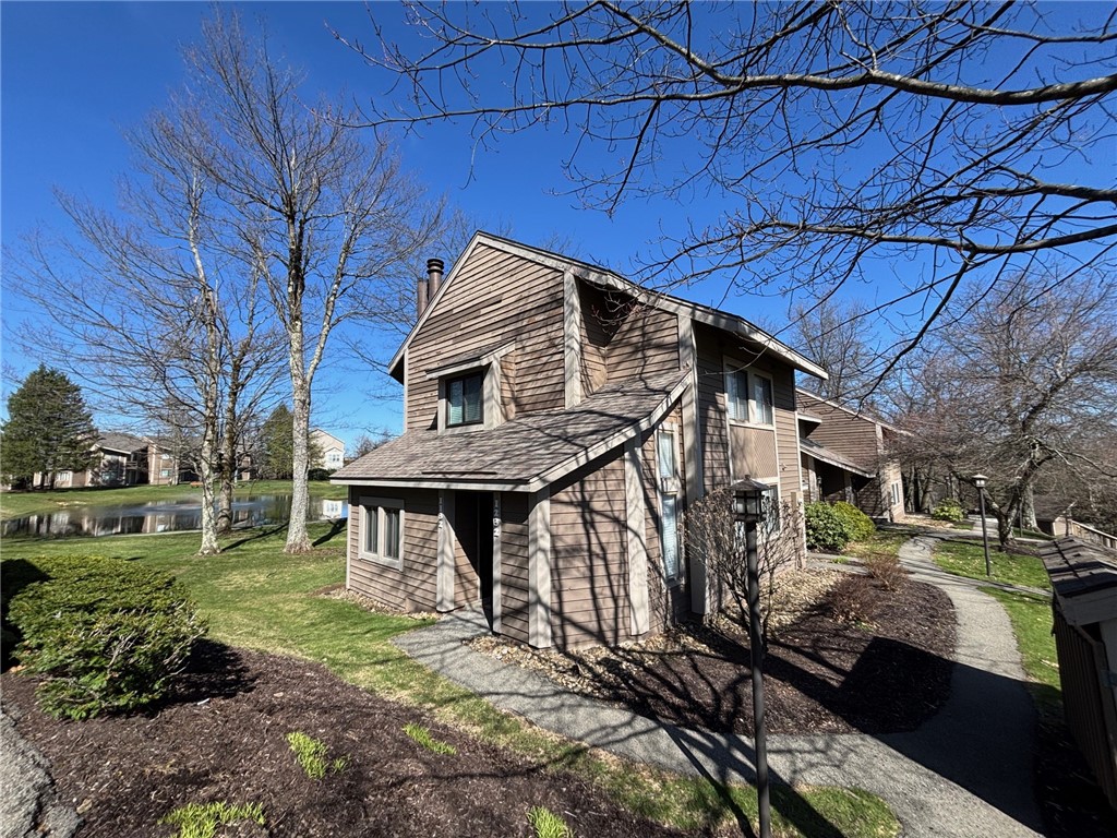 1232 Gristmill Lane, Hidden Valley, Pennsylvania image 3