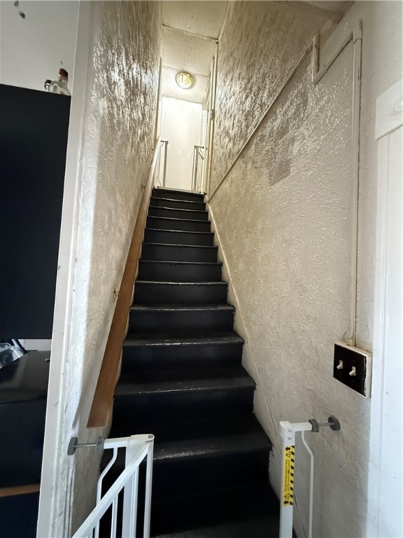 California, Pennsylvania 15419, United States, ,Residential,Active,87397