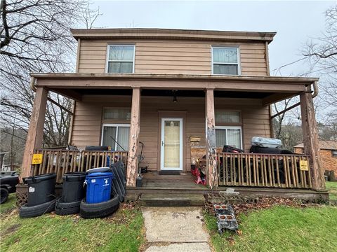 Photo of 323 Traymore Ave, Pittsburgh, PA 15216 (MLS # 1748796)