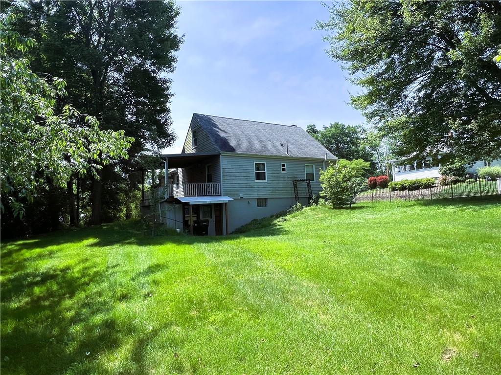 222 W Shaffer Rd