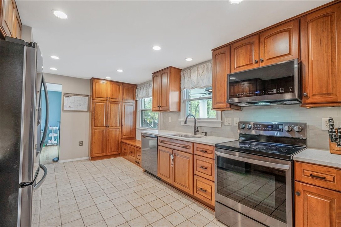 488 Lorlita Ln Ln, Bethel Park, Pennsylvania image 15