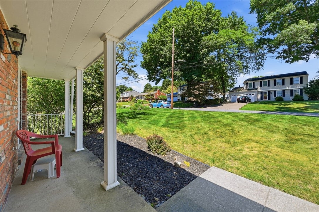 137 Kenney Dr