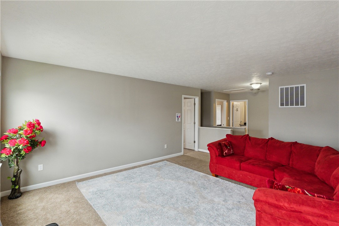 423 Labrador Ln Ln, Clairton, Pennsylvania image 25