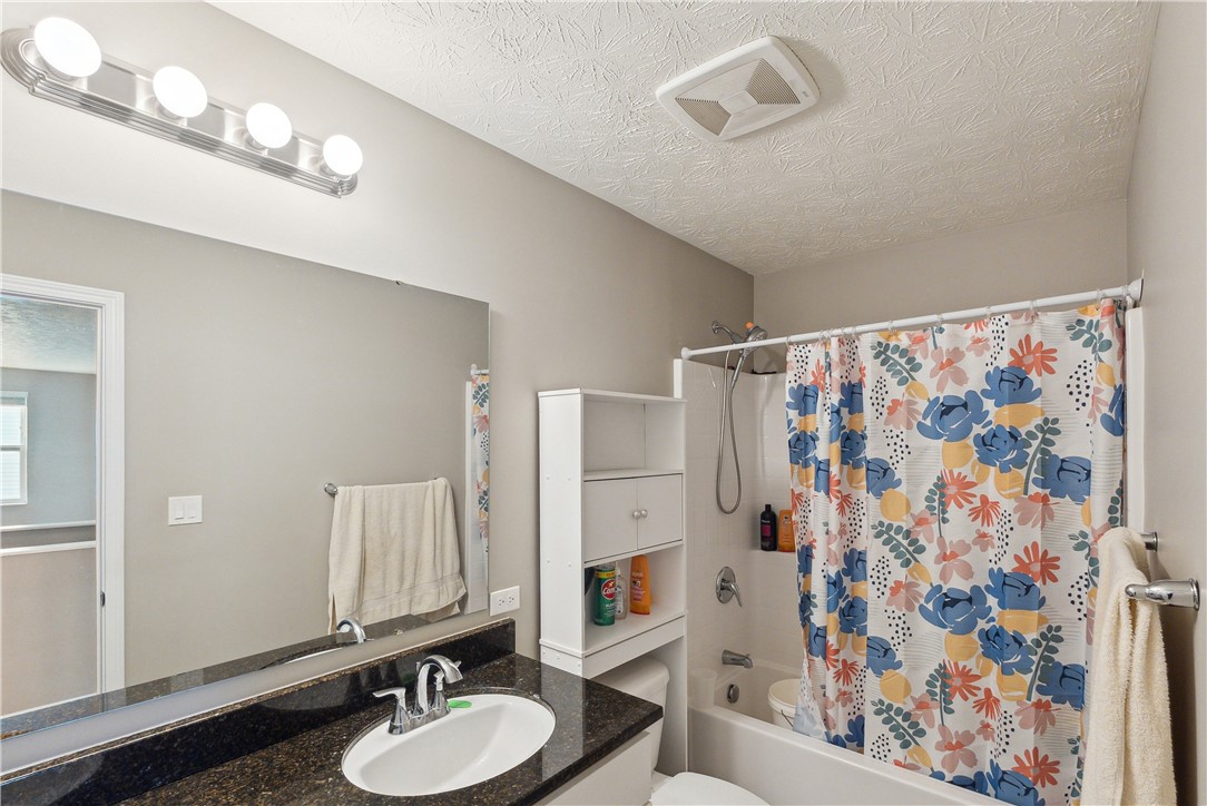 423 Labrador Ln Ln, Clairton, Pennsylvania image 24