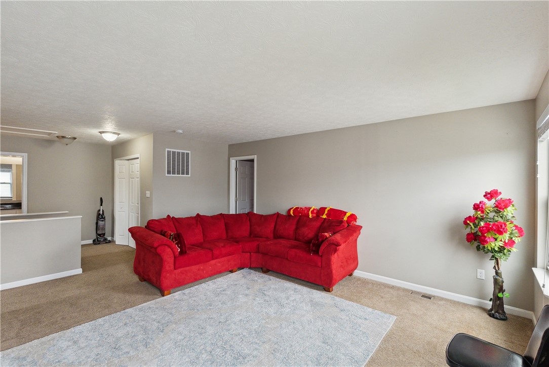 423 Labrador Ln Ln, Clairton, Pennsylvania image 26
