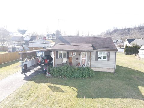 Photo of 34 Main St, Clarksville, PA 15322 (MLS # 1737883)