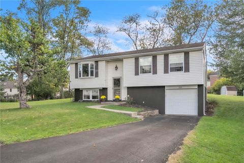 220 Cameron Dr Cranberry Twp PA 16066