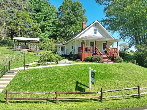 Photo for 2 Vanceville Rd