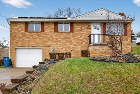 Photo of 213 Tilford Rd, Pittsburgh, PA 15235 (MLS # 1736405)
