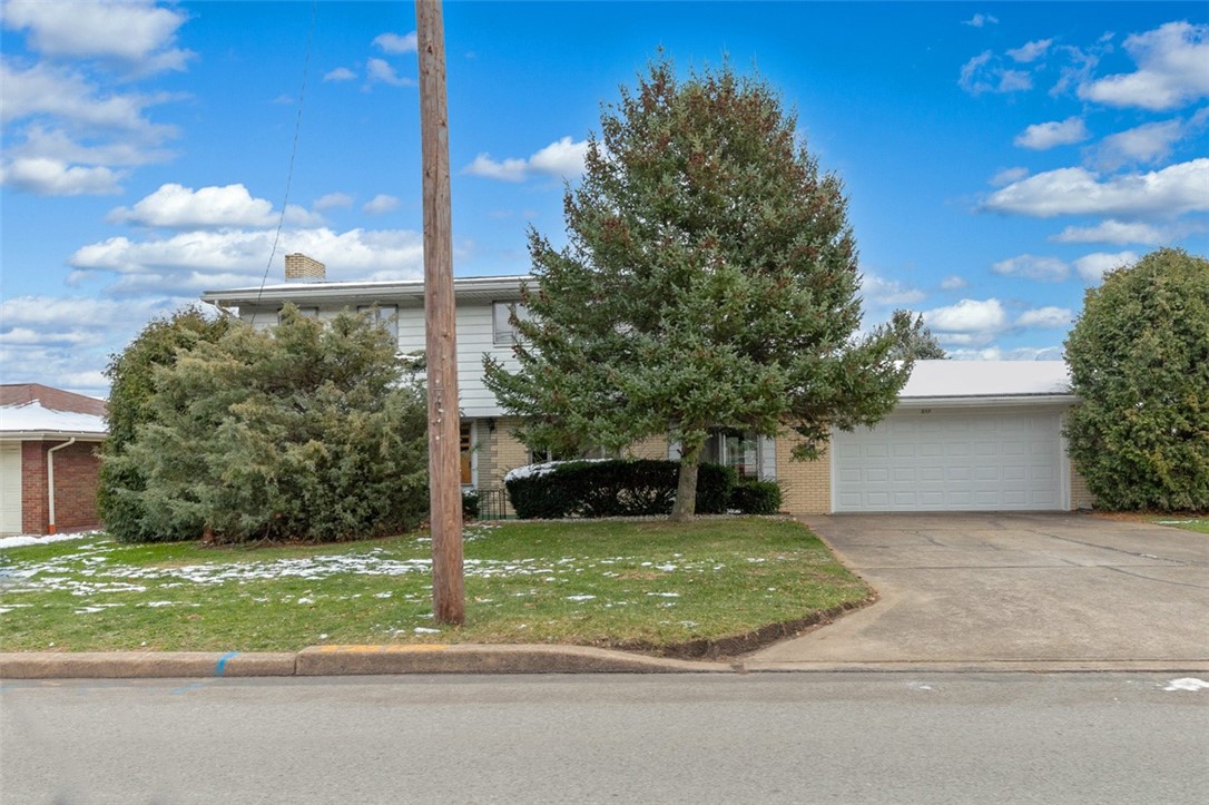 Mt Pleasant Twp, Pennsylvania 15666, United States, 3 Bedrooms Bedrooms, ,2 BathroomsBathrooms,Residential,Active,256362