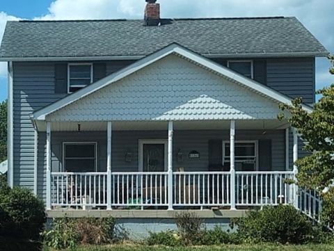 126 1st St Jefferson/Mather PA 15346