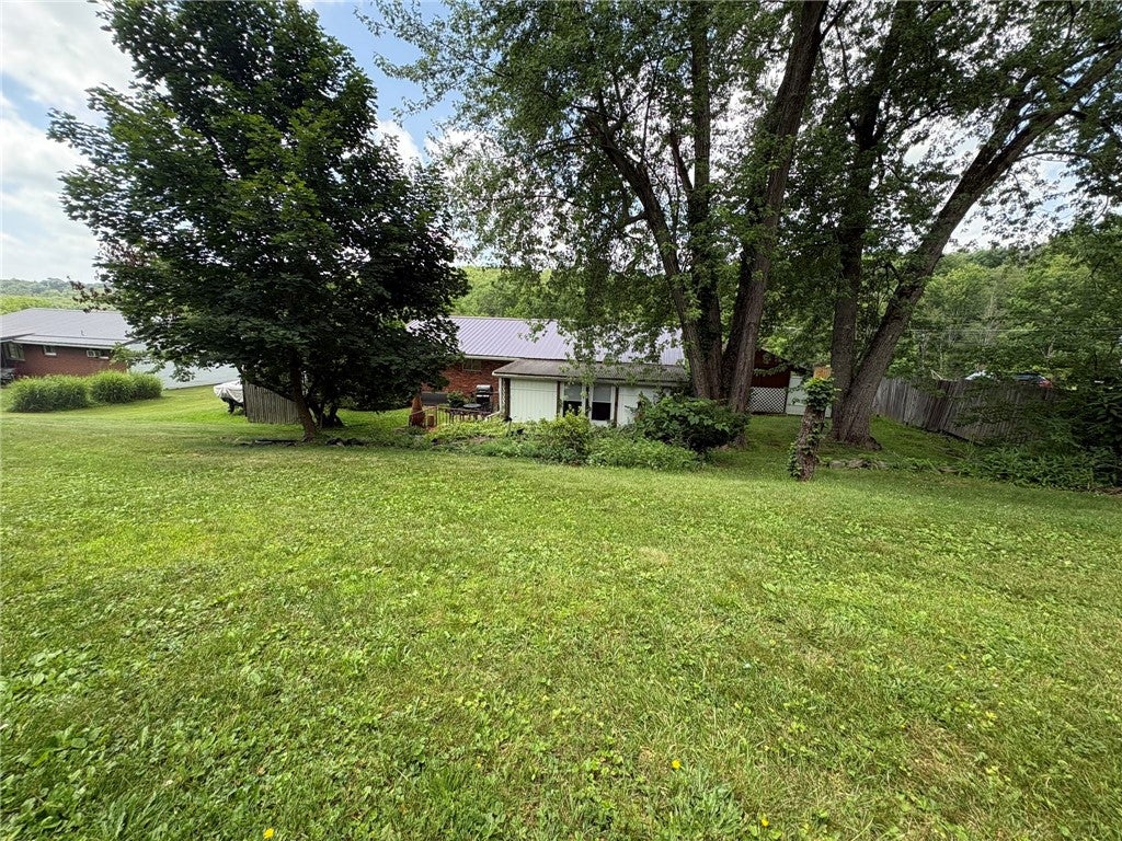 347 Howes Run Rd