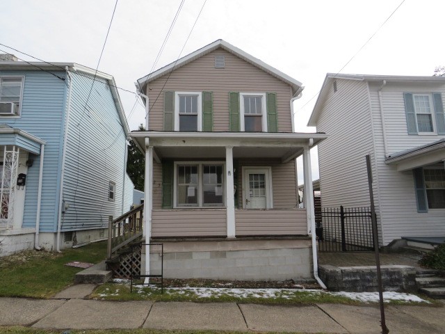 325 Fairmont St St, Latrobe, Pennsylvania image 1