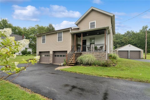 Homes For Sale - 134 Trouttown Rd Rd<br/> Westmoreland County, Hunker, PA 15639