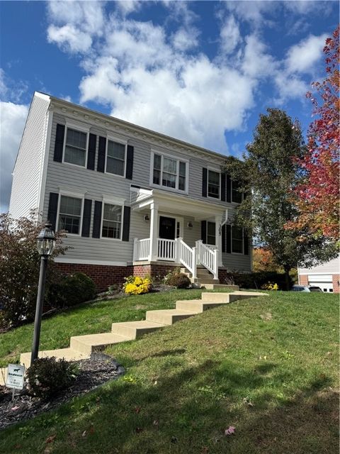 Photo of 305 Garden Ct, Gibsonia, PA 15044 (MLS # 1731945)